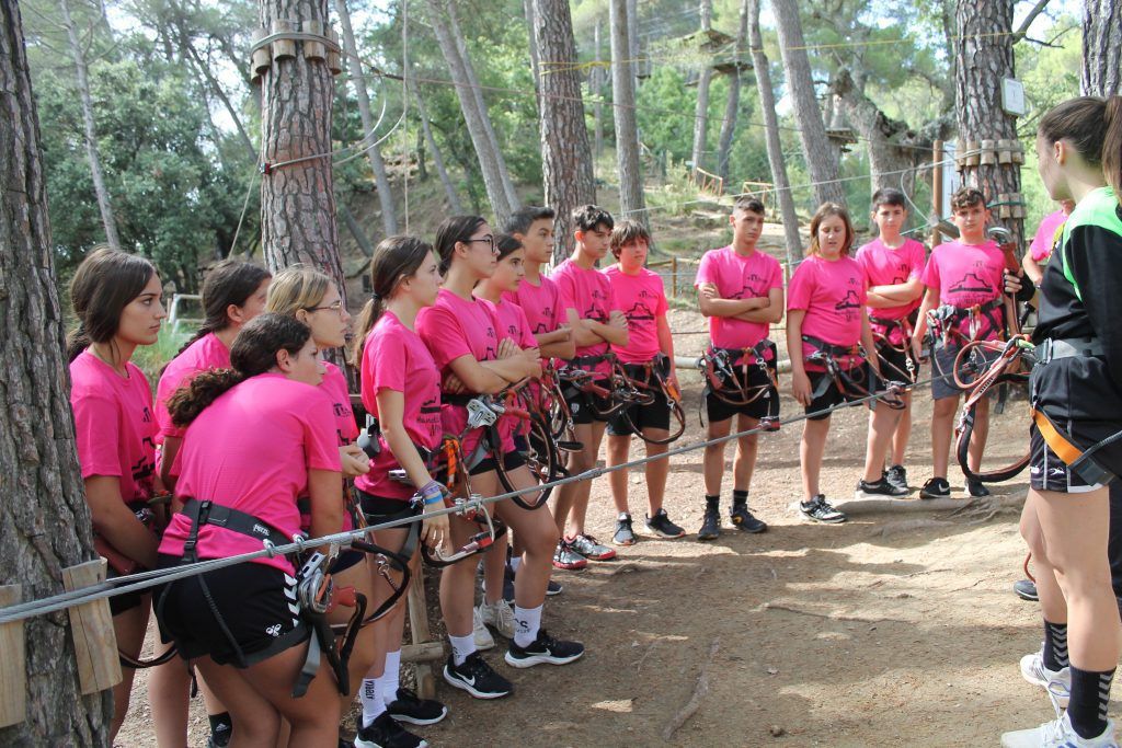 Excursión balonmano castellon al Parque Saltapins