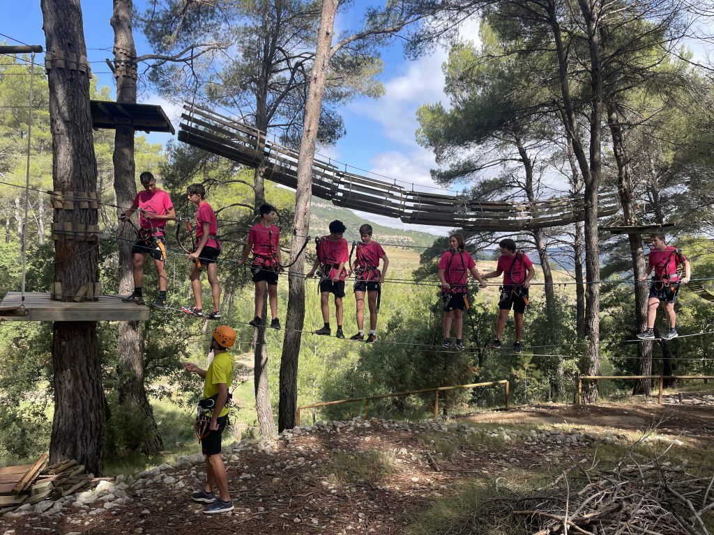 Excursión balonmano castellon al Parque Saltapins